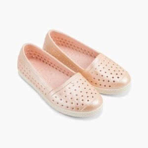 Joybees Womens Champagne Shimmer Perforated Espadrilles Slip On Shoes. Sz 8